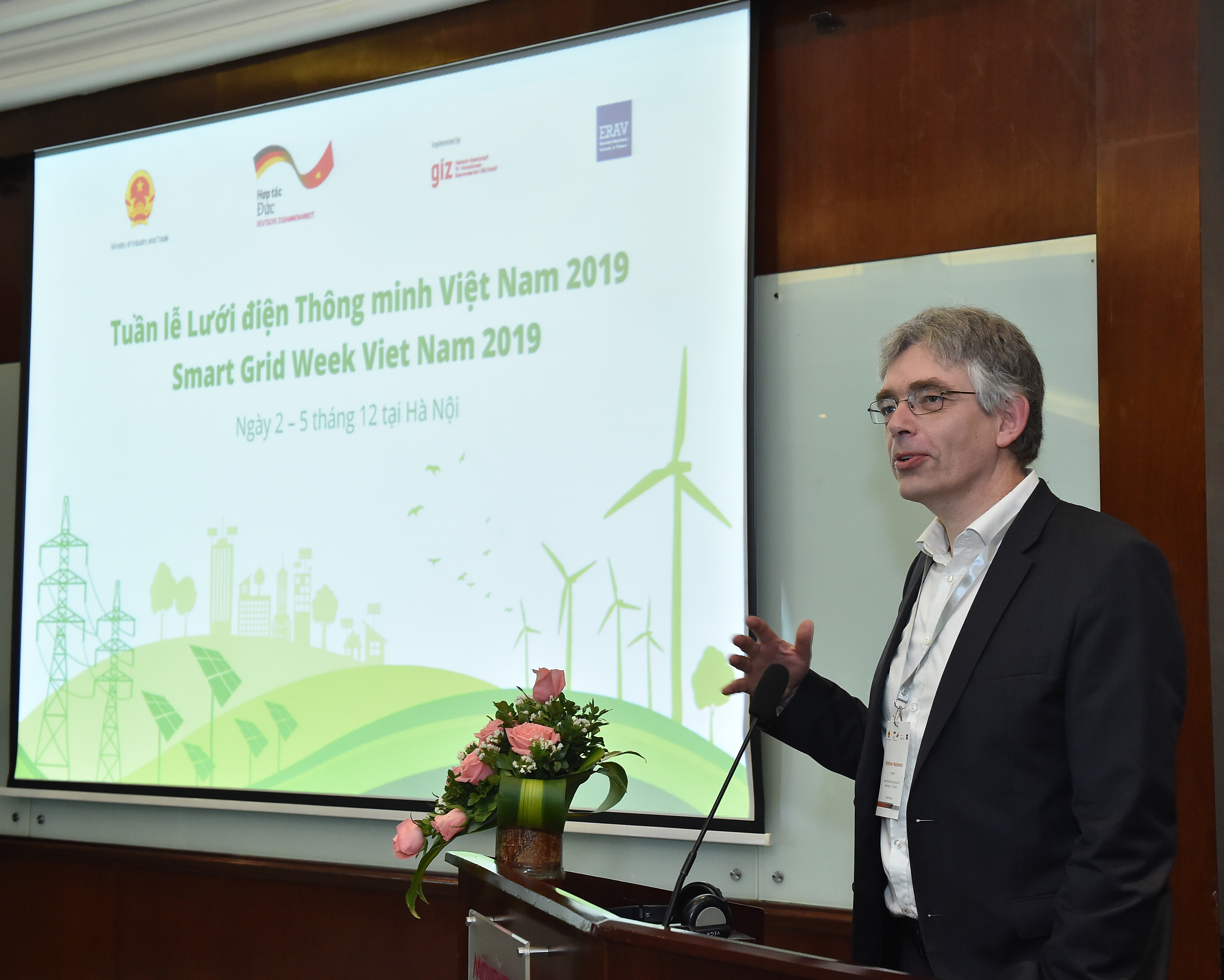 Wolfram Heckmann (Fraunhofer IEE) ©GIZ Energy Support Programme Vietnam